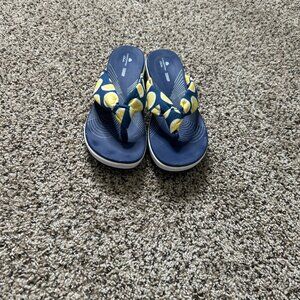 Clarks Cloudsteppers - Breeze Shore Navy Floral Slip-On Canvas Mules.